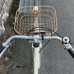 ＜整備済・美品車＞可愛い💕あさひサイクル INNOVATION FACTORY（イノベーションファクトリー） 22インチ・子供自転車 変速なし ホワイト・パンク無料修理券付でお得！の画像