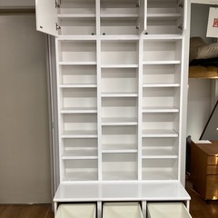 ベンチ付き本棚【町田市再生家具】　252272の画像