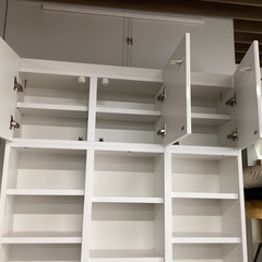 ベンチ付き本棚【町田市再生家具】　252272の画像