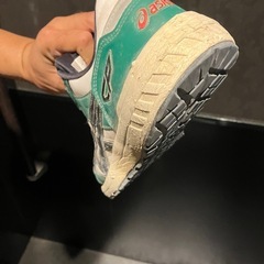 アシックス　安全靴　　スニーカー　建築の画像