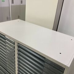 中古　コクヨ　A3レターケース　トレーキャビネット　引き出し書類保管庫　クリアケース書庫　クリアトレーキャビネット　クリアケースキャビネット　A3　2列16段　W899×D450×H1110　愛知　一宮市　稲沢市　江南市　岐阜　羽島市　各務ヶ原市　岐阜市　三重　名古屋　グッドプライス一宮の画像