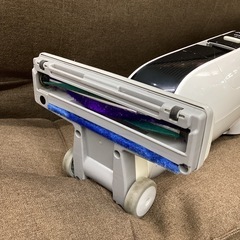 万代店 東芝 サイクロン式 スティッククリーナー 2015年製 VC-Y70C コード有りの画像