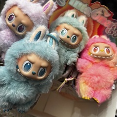 正規品　ラブブ　1個の値段ですの画像