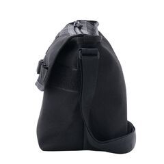 【10%OFF】ユニセックス　ショルダーバッグ　サコッシュ　THRASHER TH-O カブセショルダー ５L　BLACK / BLACK　送料無料　　の画像