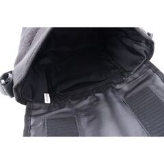 【10%OFF】ユニセックス　ショルダーバッグ　サコッシュ　THRASHER TH-O カブセショルダー ５L　BLACK / BLACK　送料無料　　の画像