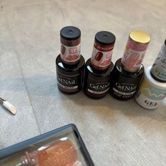 ジェルネイル用品まとめ売り
の画像