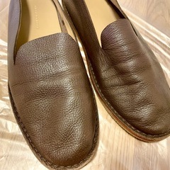 アダムエロペ　ブラウン レザー スリッポン　ステッチダウンスリッポンの画像