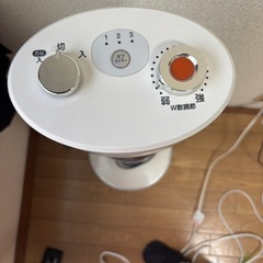 koizumi コイズミ　電気ストーブ
の画像