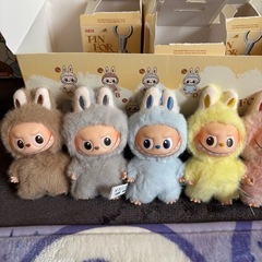 ⑥　イニシャル　ラブブ　正規品の画像