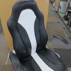 デスクチェア 昇降 肘付き OAチェア 合皮 黒×白  オフィスチェア ブラック×ホワイト 札幌 北20条店の画像