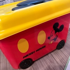 レゴとミッキーマウスケースの画像