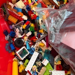 レゴとミッキーマウスケースの画像