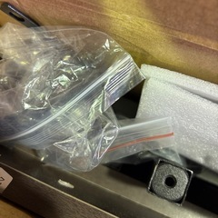 Yetom コーナーテーブルの画像