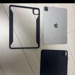 iPad pro 11インチ第4世代 512GB(Wi-Fiのみ) ケース付き　美品の画像