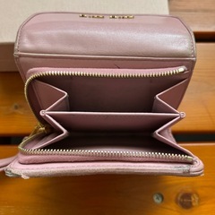 ミュウミュウ財布の画像