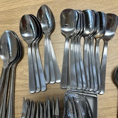 カトラリー　スプーン　フォークの画像
