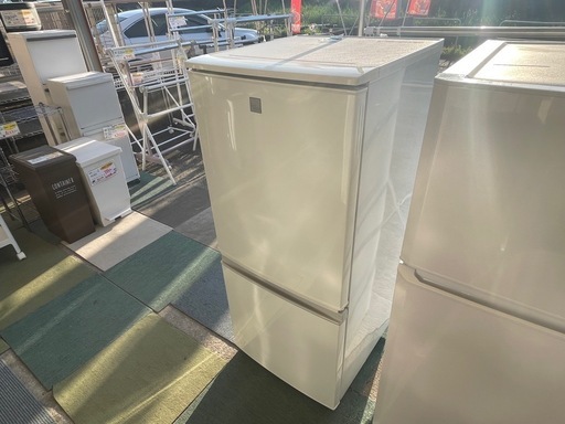 【リサイクルサービス八光】2016年製　シャープ 137L 2ドアノンフロン冷蔵庫 keyword キーワードホワイト SJ14E3KW