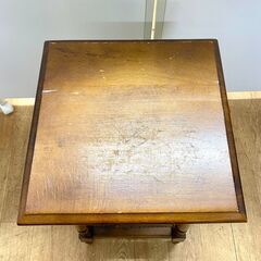 ☆江別市『かいとるどう』★カリモク コロニアル サイドテーブル オールド 花台 電話台の画像