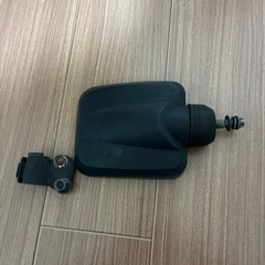 トラック用補助ミラーの画像