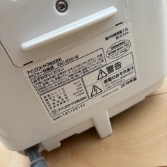 炊飯器　アイリスオーヤマ　5.5合の画像