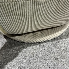 アイリスオーヤマ　回転座椅子 
座椅子【中古　美品】 の画像