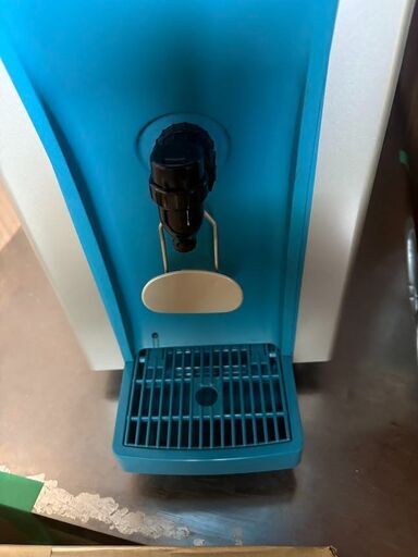 【業務用】ホシザキ 卓上型ウォーターサーバー DIW-30A-P ❄️浄水器付き・1年使用・飲食店やオフィスに最適