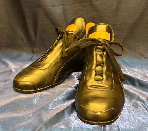 【ルイヴィトン】本革 スニーカー ブラック