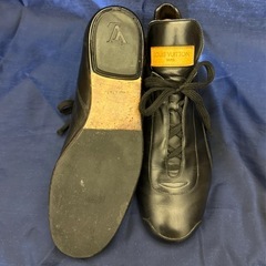 【ルイヴィトン】本革 スニーカー ブラックの画像