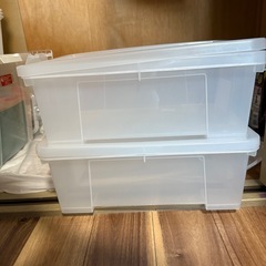 ストックBOX と
米びつの画像