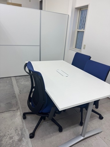 オフィス家具