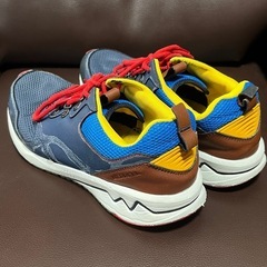 メレル MERRELLトレッキング アウトドアシューズ・ストゥ STOWE  27.5cmの画像