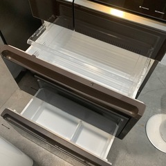 【ジモティー割】Panasonic 2016年製 551L 冷蔵庫（ID1557）の画像