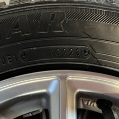 スタッドレスタイヤ　13インチの画像