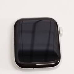 Apple Watch SE 第2世代/GPS/40mm/A2722/シルバー〈MNL93J/A〉の画像