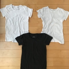 お譲り先決定済　サイズ120 半袖肌シャツ3枚　ランニング肌シャツ4枚の画像