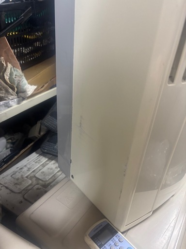 2020年製窓エアコンCORONA 窓枠金具新品