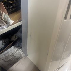 2020年製窓エアコンCORONA 窓枠金具新品の画像