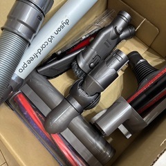 ダイソン  掃除機　の画像