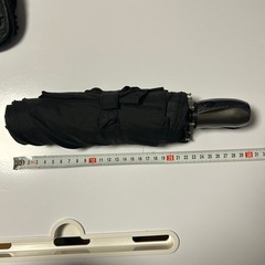 ワンタッチ自動開閉折り畳み傘　吸水カバー付きの画像