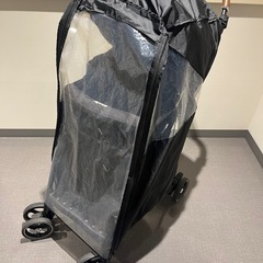 アップリカ★マジカルエアークッション【レインカバー付き】の画像