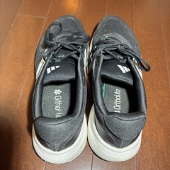 スニーカー27cmの画像