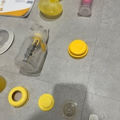 メデラ　搾乳機　手動の画像