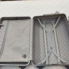 ID:159746　キャリーバッグ　カギ付きの画像