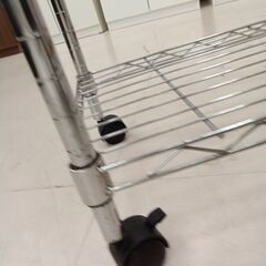 リユースのサカイ栃木店★ジモティ割あり★  メタルラック シルバー W49×D29×H89 クリーニング済み TC11485の画像