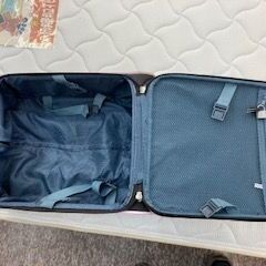 ID:701649　キャリーバッグ　カギ付きの画像