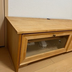 家具屋さんのテレビボードの画像