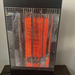 O-1854🤩ユアサカーボンヒーターAY-C009A　2019年製の画像