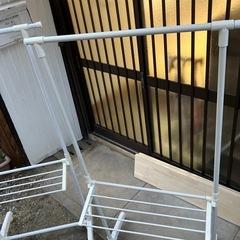 自立式物干し　２つの画像