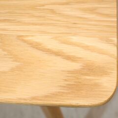 Re:CENO(リセノ)のRiver(リバー)正方形ダイニングテーブルです。オーク材の優しい質感と自然の風合いを活かしたシンプルなデザインの食卓。一人暮らしや1ROOMにもピッタリなコンパクトサイズ！の画像