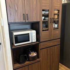 【急募】可動棚付きレンジ収納庫＋食器棚の画像
